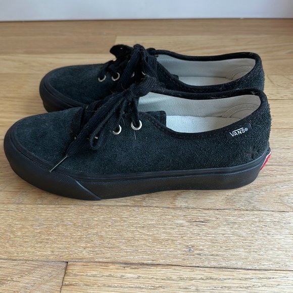 ♻️DONATED DEC. 2023♻️ 
Vans x Noah NYC Authentic One Black/Black Shoes (Men's) - Picture 4 of 9